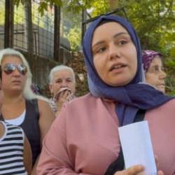 Zonguldak'ta illallah eden mahalleli: Kokudan evimizin &ouml;n&uuml;nde oturamıyoruz