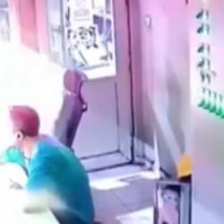 &Ccedil;akmak ateşi faciaya yol a&ccedil;ıyordu: Fabrikadaki patlama kameralarda
