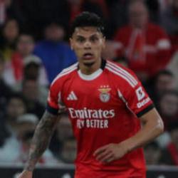 Aslan transferde &ccedil;ıldırdı! Leao sonrası şimdi de 35 milyonluk orta saha