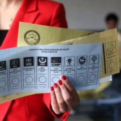 CHP'ye yakın araştırma şirketi son anket sonu&ccedil;larını duyurdu! Dikkat &ccedil;eken rakamlar...