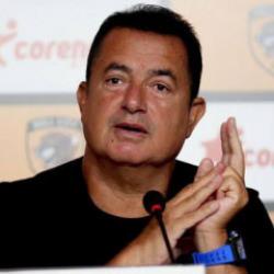 Fenerbah&ccedil;e'de loca krizi b&uuml;y&uuml;yor! Acun Ilıcalı'dan jet yanıt