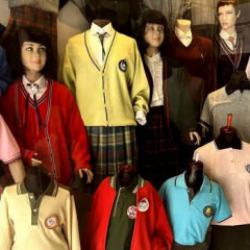 Okullar a&ccedil;ılıyor, kıyafet fiyatlarına dikkat: Uzmanlardan uyarı geldi!
