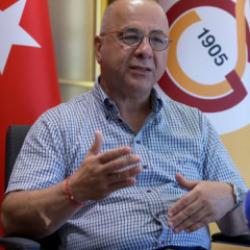 Galatasaray Y&ouml;netim Kurulu &Uuml;yesi Bora Bah&ccedil;etepe kaza ge&ccedil;irdi! Yoğun bakıma alındı