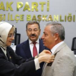G&ouml;lbaşı'nda 6 meclis &uuml;yesi CHP'den istifa ederek AK Parti'ye ge&ccedil;ti!