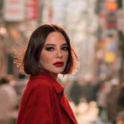 &Uuml;nl&uuml; şarkıcı yıllardır  m&uuml;cadele ettiği hastalığını a&ccedil;ıkladı