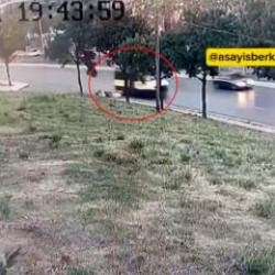 Başakşehir'de vicdansızlık: Kuryenin &ouml;n&uuml;ne kırıp metrelerce savurup ka&ccedil;tı!