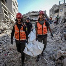İsrail saldırılarında yıkılan 20 evin enkazından 233 Filistinlinin naaşı &ccedil;ıkarıldı