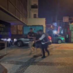 Kadık&ouml;y'de 14 yıl 2 ay kesinleşmiş hapis cezasıyla aranan h&uuml;k&uuml;ml&uuml; yakalandı