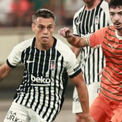 Leandro Trossard'dan hakeme tepki: Rakip bana tokat attı