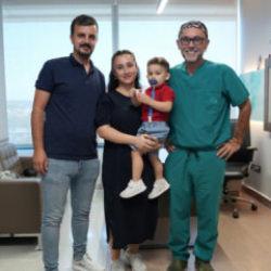 2 yaşındaki Aras'ın nefes alma m&uuml;cadelesi! Soluk borusu genişletildi