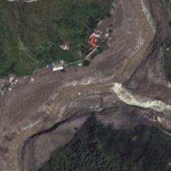 Sel ve heyelan k&ouml;yleri haritadan sildi: İşte felaketin uydu g&ouml;r&uuml;nt&uuml;leri