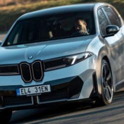 Yeni BMW iX3&rsquo;ten menzil şovu: Tek şarjla İstanbul&rsquo;dan Sivas&rsquo;a ulaşabilecek!