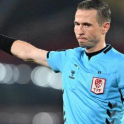 S&uuml;per Lig'de 3. hafta hakemleri a&ccedil;ıklandı: Tartışmalı iki hakeme ma&ccedil; yok!