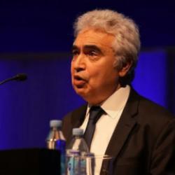 Tarihin en b&uuml;y&uuml;k enerji krizinde H&uuml;rm&uuml;z alarmı: 'Dizel sıkıntısı kapıda'