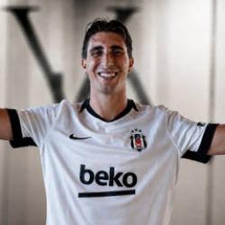 Transferde mutlu son! Fabio Miretti Beşiktaş i&ccedil;in İstanbul'da