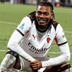Transferde son dakika gelişmesi! Rafael Leao kendisi duyurdu