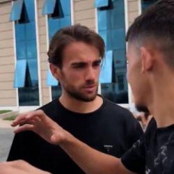 Yunus'tan kartal pen&ccedil;esi yapan taraftara tepki: Bu ne oğlum!