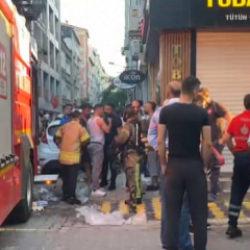 Bakırk&ouml;y'de 6 katlı otelde yangın! &Ccedil;ok sayıda yaralı var