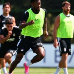 Beşiktaş derbinin hazırlıklarına devam etti