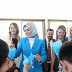 Bakan G&ouml;ktaş, KALBEN &Ccedil;ocuk K&ouml;y&uuml;&rsquo;n&uuml; ziyaret etti