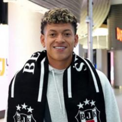 Beşiktaş'ta ayrılık a&ccedil;ıklandı! Macar ekibine imza attı