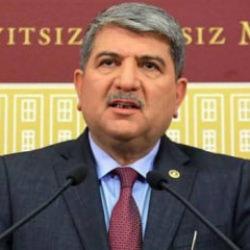 Bursa Milletvekili Torun, Yeni Yol Partisi'nden istifa etti