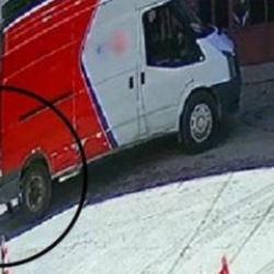 &Ccedil;orum'da geri manevra yapan minib&uuml;s yayayı ezdi