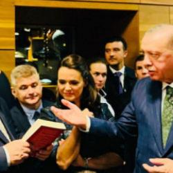 Cumhurbaşkanı Erdoğan'ın Orban'a hediye ettiği kitabın arkasındaki kahramanlık hikayesi