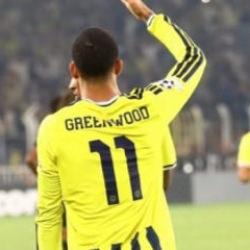 Derbiden &ouml;nce rakamlar ortaya &ccedil;ıktı! Fenerbah&ccedil;e-Beşiktaş ma&ccedil;ının değeri dudak u&ccedil;uklattı