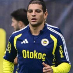 Fenerbah&ccedil;e'de ayrılık kapıda! G&ouml;r&uuml;şme yapması i&ccedil;in izin verildi