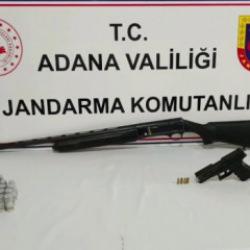 Jandarmadan ka&ccedil;ak silah operasyonu: 4 g&ouml;zaltı