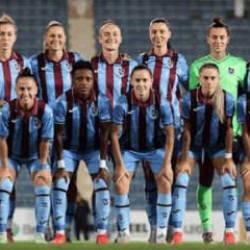 Kadın futbolunda ma&ccedil; iptal edildi! Sahaya &ccedil;ıkmadılar