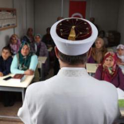 Karar t&uuml;m &ouml;ğretmenleri kapsıyor: Yeni eğitim - &ouml;ğretim d&ouml;neminde 10 değişiklik