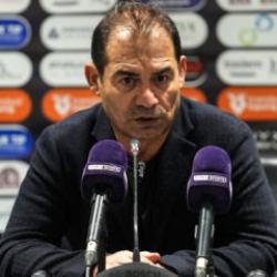 Metin Diyadin hakemi hedef aldı! '&Ccedil;ağdaş Altay'ı tebrik ediyorum'