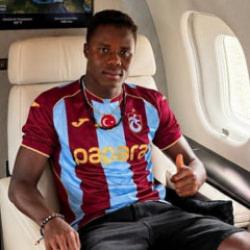 Trabzonspor, yeni golc&uuml;s&uuml; Dju'yu şehre getiriyor