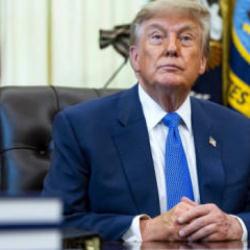 Trump'tan son dakika a&ccedil;ıklaması: ABD, İran'ı vurmaya başladı