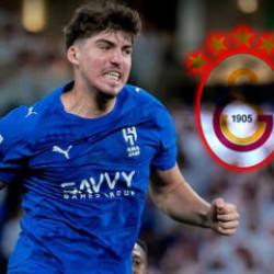 Yusuf Ak&ccedil;i&ccedil;ek'ten Galatasaray i&ccedil;in b&uuml;y&uuml;k fedakarlık! Daha gelmeden camiayı mest etti