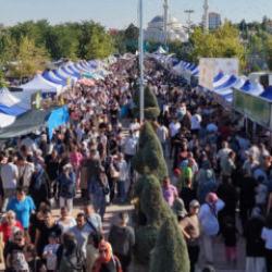 18.'si d&uuml;zenlenen &Ccedil;ubuk K&uuml;lt&uuml;r ve Turşu Festivali Ankara'ya damga vurdu