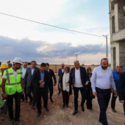Başkan Şahin, Karkamış'ta devam eden Gazi Konut Projesini inceledi
