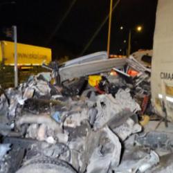 Bursa'da zincirleme kaza! 1 &ouml;l&uuml;, 7 yaralı