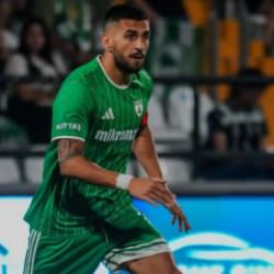 59 yıllık kul&uuml;b&uuml;n ilk yabancı kaptanı oldu