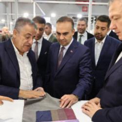 Bakan Kacır'dan Texhıbıtıon İstanbul Kumaş, İplik ve Tekstil Aksesuarları Fuarı&rsquo;nı ziyaret