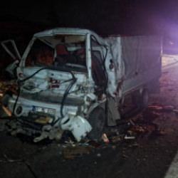 Adana'da feci kaza! Kamyonet, TIR&rsquo;a arkadan &ccedil;arptı: 2 &ouml;l&uuml;