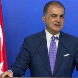 AK Parti'den &Ouml;zg&uuml;r &Ouml;zel'e tepki: &Ccedil;ok ciddi sorunları var