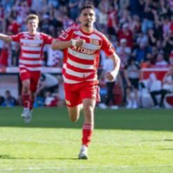 Avrupa'da oynayan T&uuml;rk yıldız S&uuml;per Lig'de tuttuğu takımı a&ccedil;ıkladı!