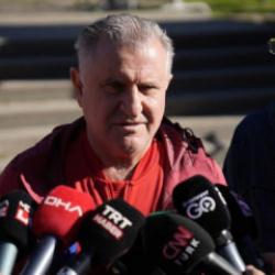 Bakan Osman Aşkın Bak, Ka&ccedil;karlar'da sporcularla birlikte koştu