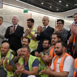 Bakan Uraloğlu ulaşımda peş peşe rekorlar kırıyoruz: 37 milyon yolcu taşıdık! 