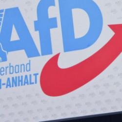 Avrupa&rsquo;yı bekleyen b&uuml;y&uuml;k tehlikenin ayak seslerini duyuyor musunuz