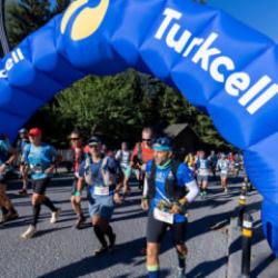D&uuml;nyanın en b&uuml;y&uuml;k ultra maratonunda Turkcell 5G imzası