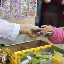 İstanbul'da &ouml;ğrencilere aylık 2 bin lira kantin desteği başlıyor